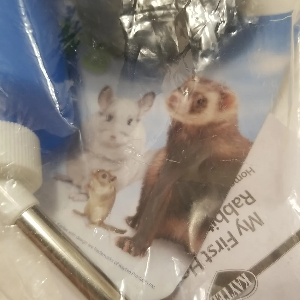 Kaytee Critter Canteen Water Bottle with Accessories New In package